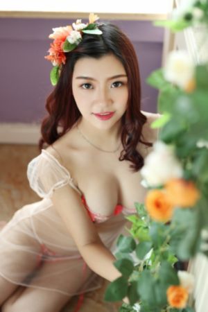 av一卡二卡三卡-百度云播欧美电影在线